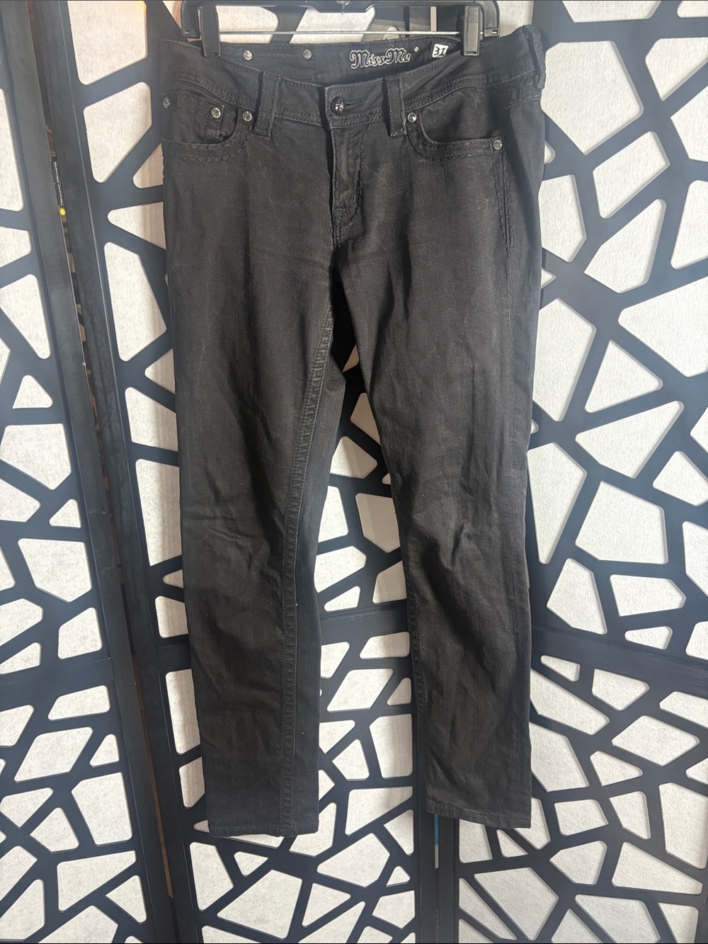 Miss Me Woman’s Black Skinny Jeans